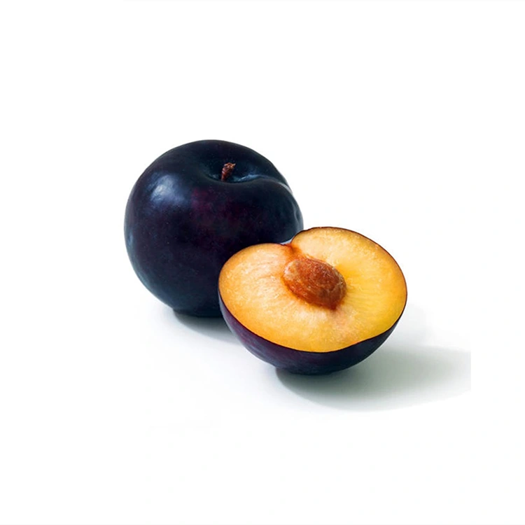 Prune noire fraîche et juteuse